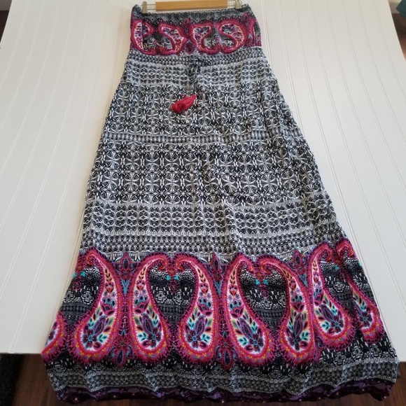 Maurices Dresses & Skirts - Strapless Paisley Maxi Dress